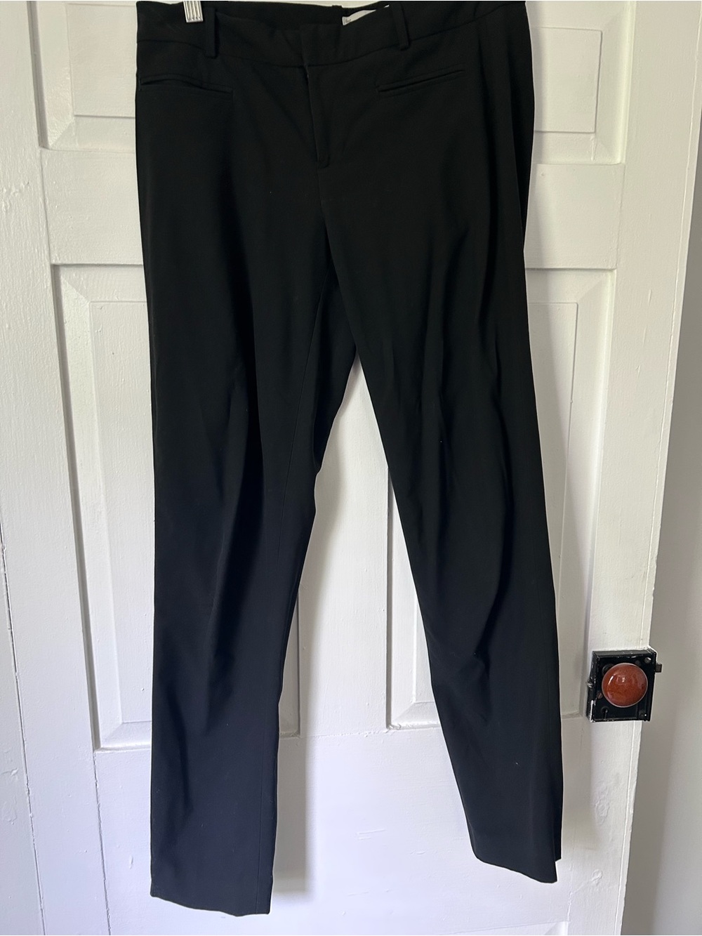 Classic Gap Slim cropped 4T black pants.